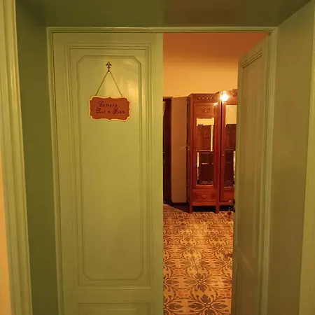 Panzió Elda - In Historic House