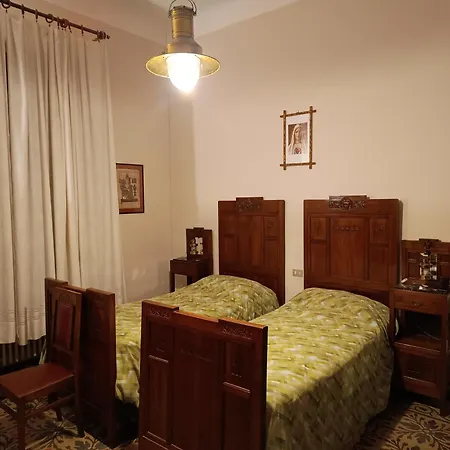 Panzió Elda - In Historic House
