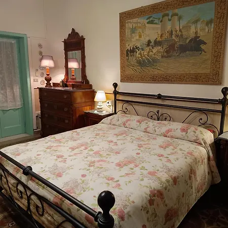 Elda - In Historic House Panzió Montecatini Terme